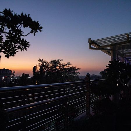 Hotel Alaya Ντεχραντούν Εξωτερικό φωτογραφία