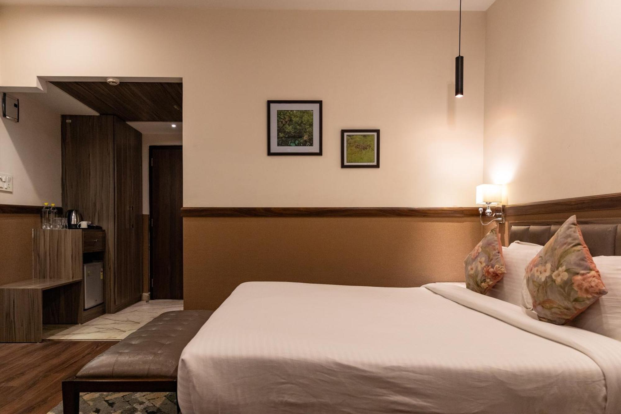 Hotel Alaya Ντεχραντούν Εξωτερικό φωτογραφία